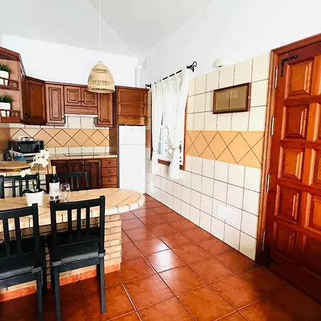 Semesterbostad - Casa Abades Dos - *